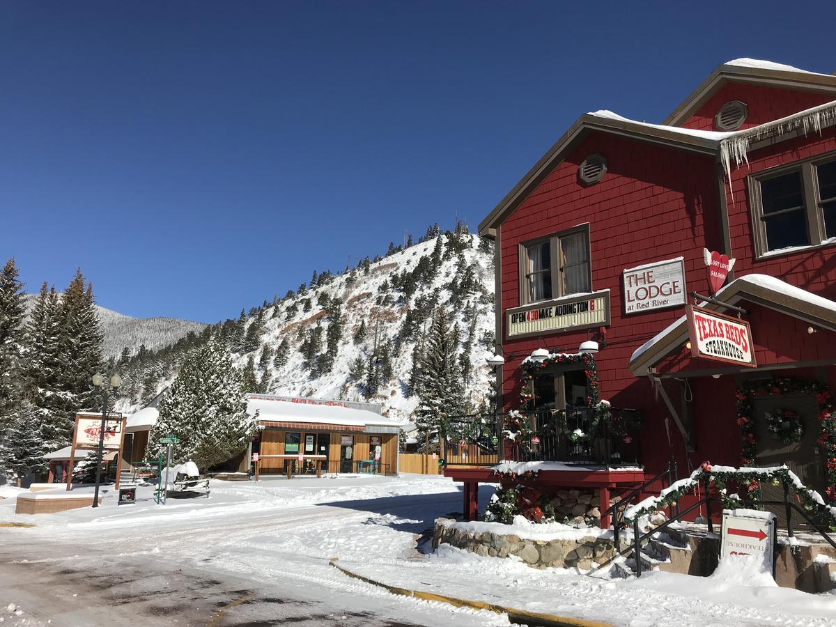 The Lodge At Red River Exterior photo